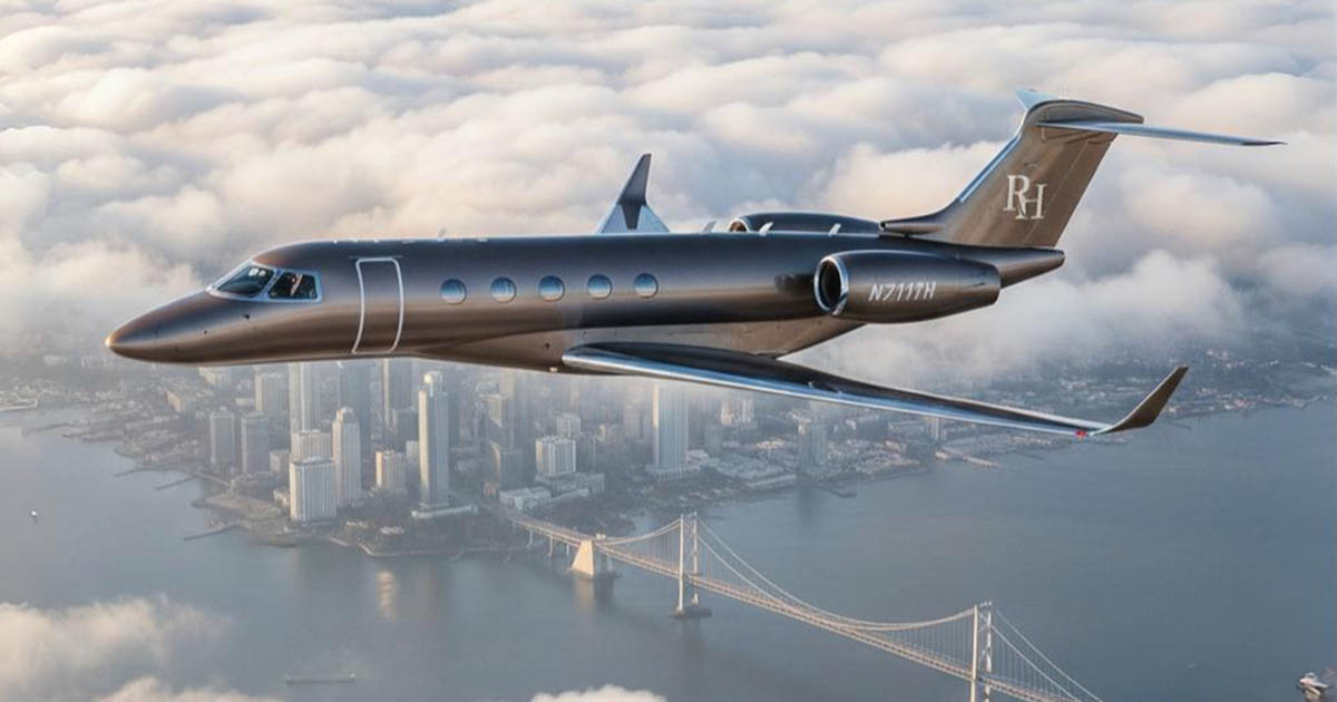 Miért repülnek a személyszállító repülőgépek sokkal alacsonyabban, mint a magánrepülők?