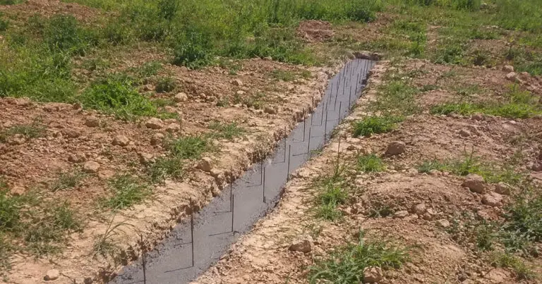 Beton a földbe zsaluzat nélkül? Íme a lehetséges következmények