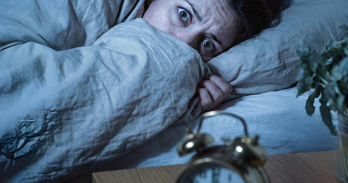 Hajnali 3-4 óra közötti ébredés: a leggyakoribb okok és mit tehetsz orvos nélkül