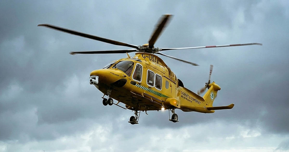 Miért forognak teljes sebességgel a helikopter lapátjai már felszállás előtt is?