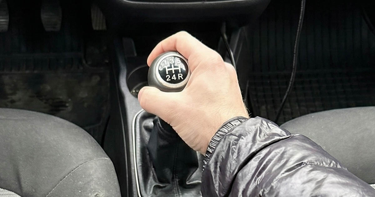 Hogyan ellenőrizhető a kuplung kopása 5 perc alatt anélkül, hogy kiszerelnénk: Megosztok egy trükköt