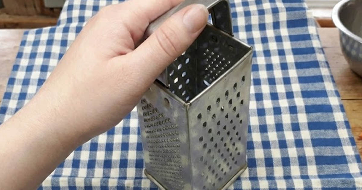 Nemrég tanultam meg, hogy mire valók a reszelő különböző oldalai. Megosztom veletek a felfedezésemet