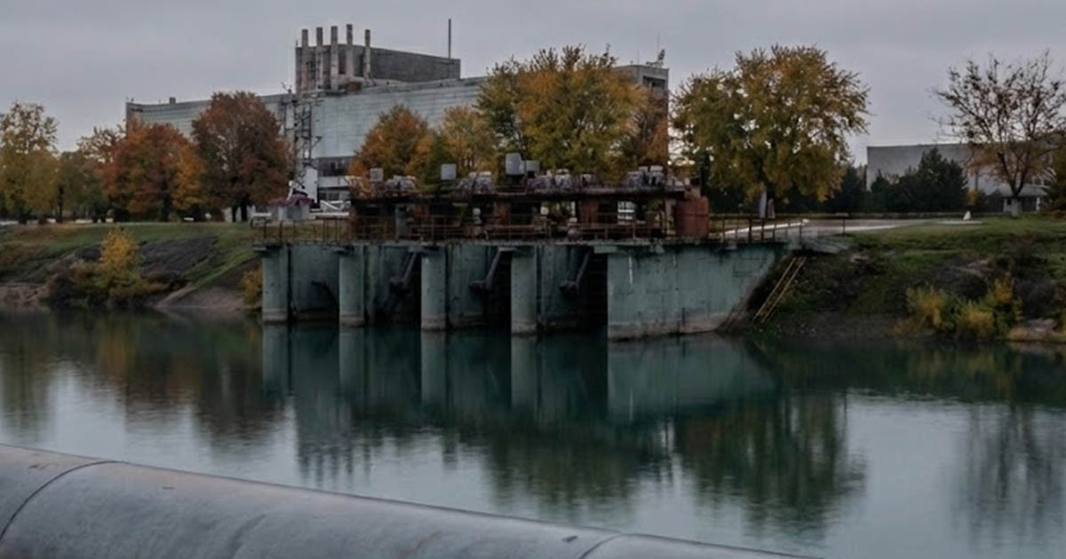 Miért engedtek harcsákat a csernobili atomerőmű hűtőtavába 1986-ban, és mi volt ennek a célja?