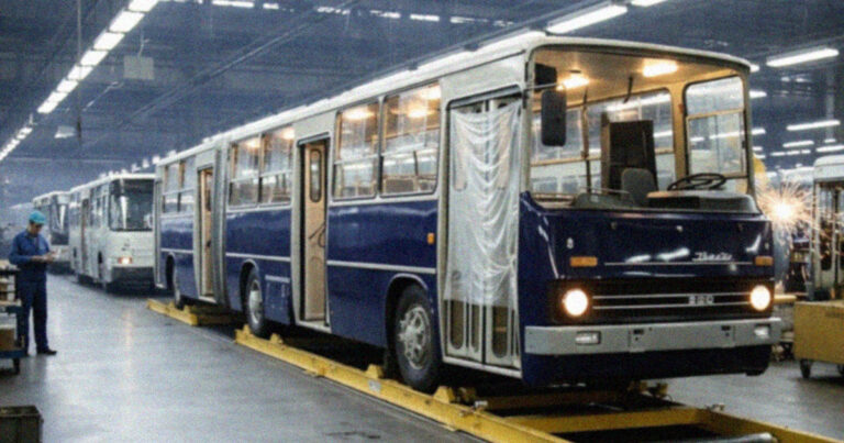 A legendás Ikarus buszok sorsa: Mi történt a magyar gyárral?