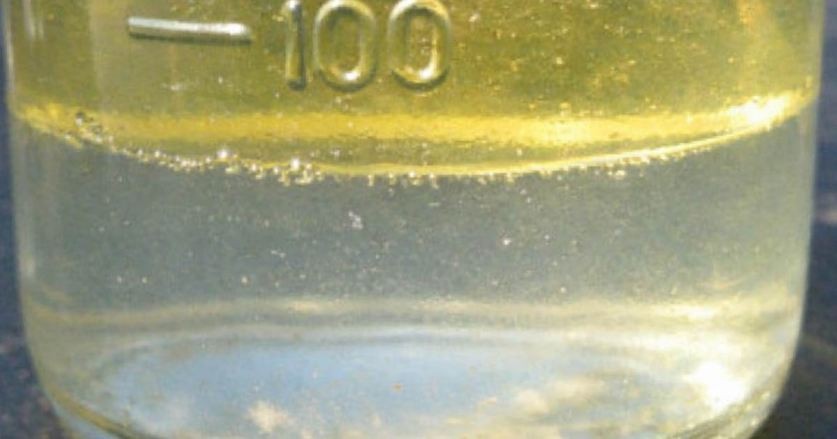 Hogyan és mivel lehet eltávolítani a vizet az autó üzemanyagtartályából