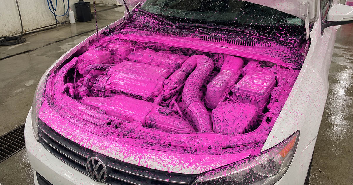 Miért nem lehet lemosni a motort?