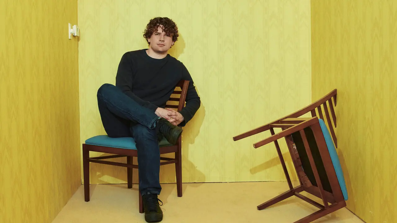 Kétségbe vonták a nézők, hogy Kane Parsons rendezte a Backrooms filmet