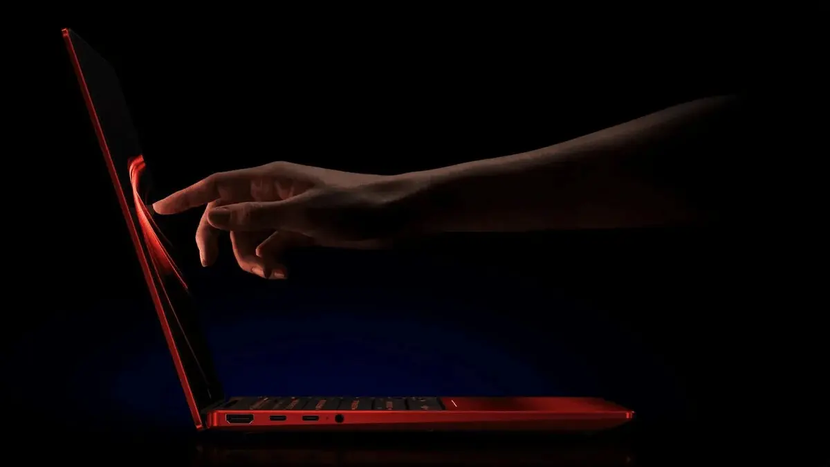 Limitált kiadású, méregdrága gamer laptopot dobott piacra a Ferrari és a HP
